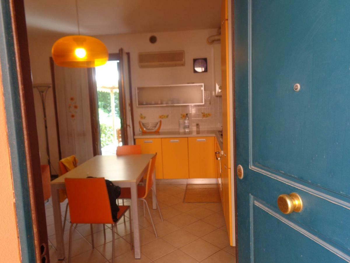 Lidoapartment Fano Bagian luar foto