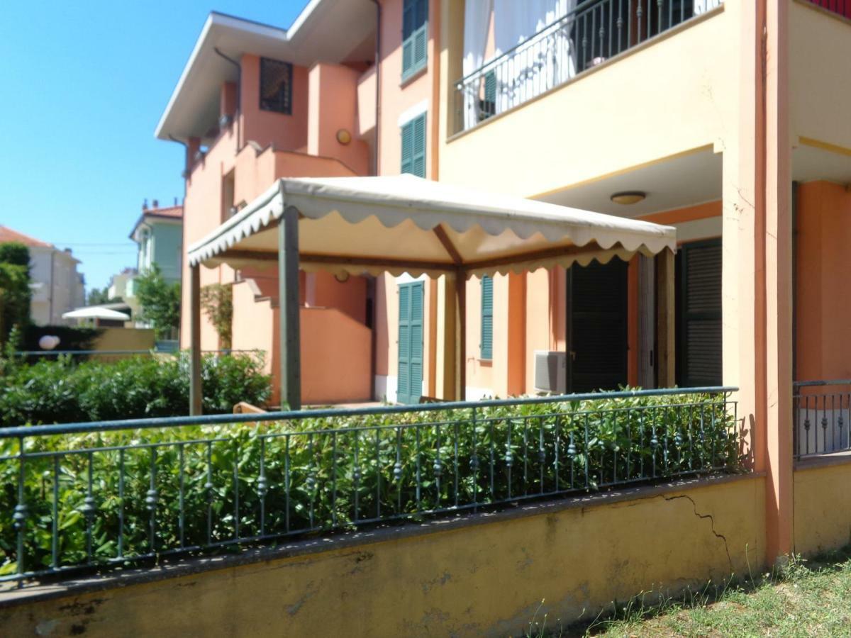 Lidoapartment Fano Bagian luar foto