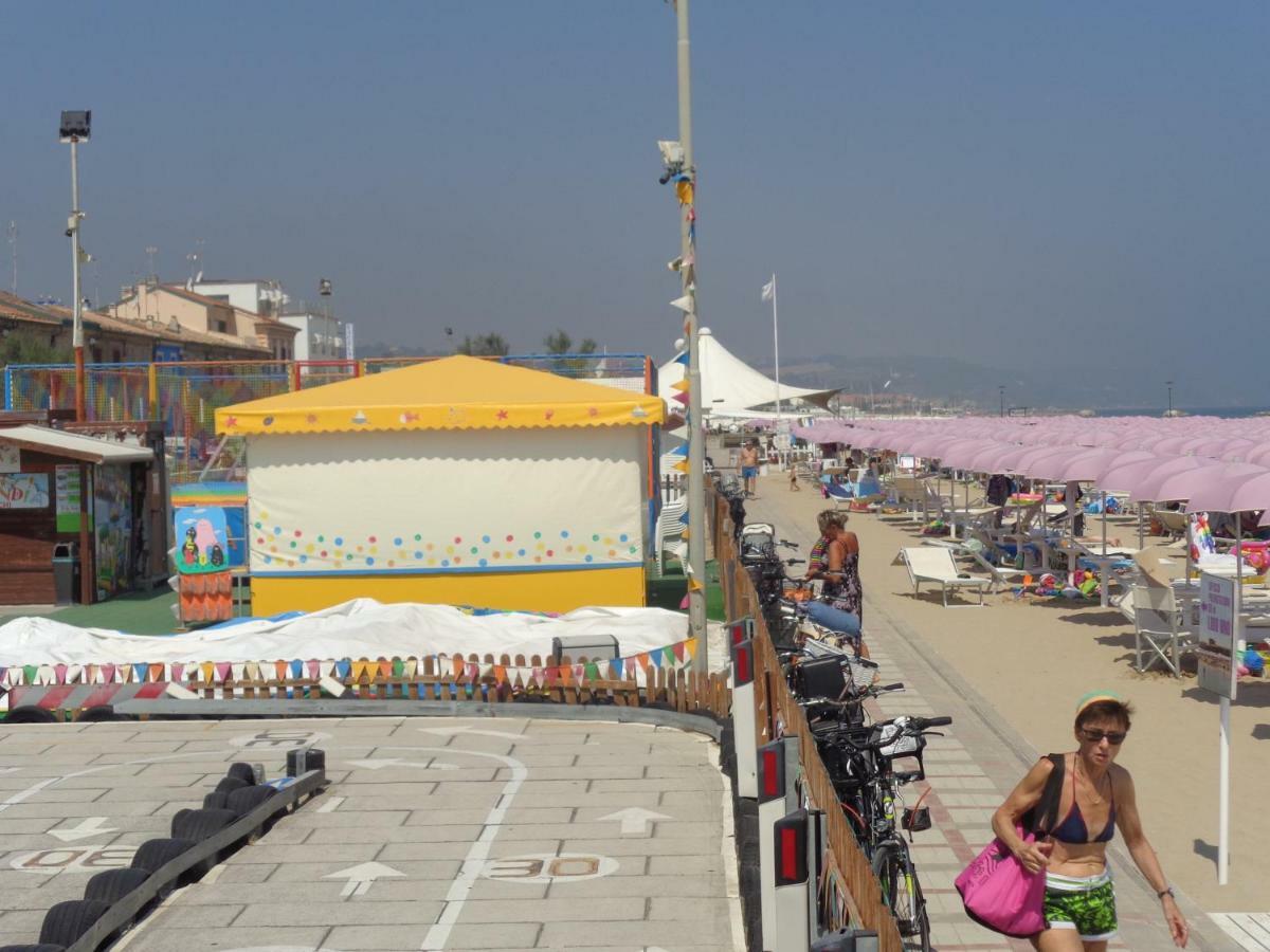 Lidoapartment Fano Bagian luar foto